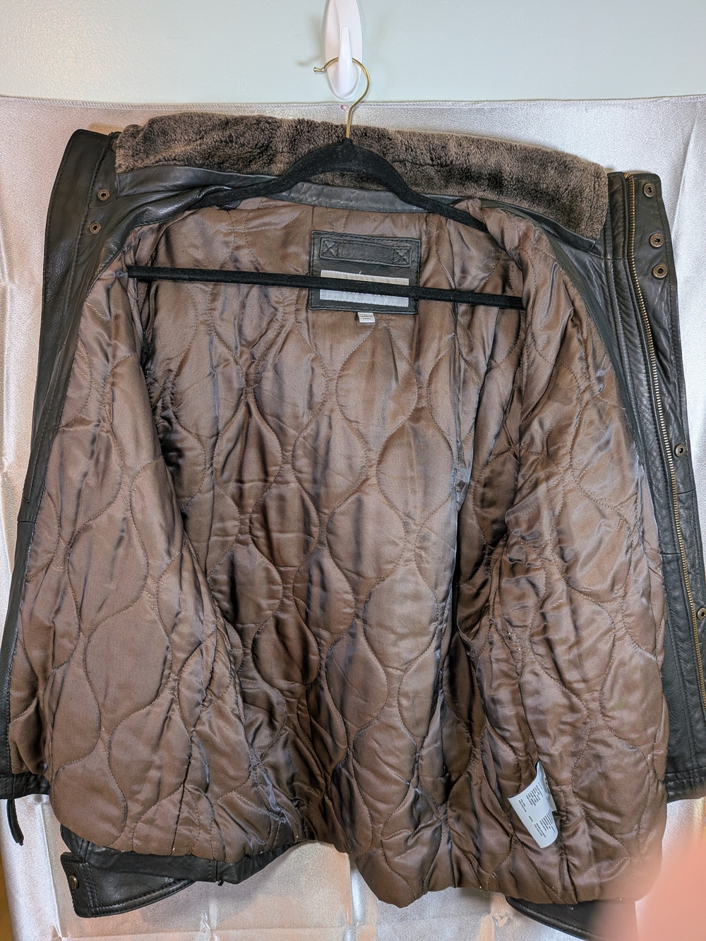 Andrew Marc Men’s Leather Jacket L — Black Fur Collar, Quilted Lining, Premium - Picture 4 of 11
